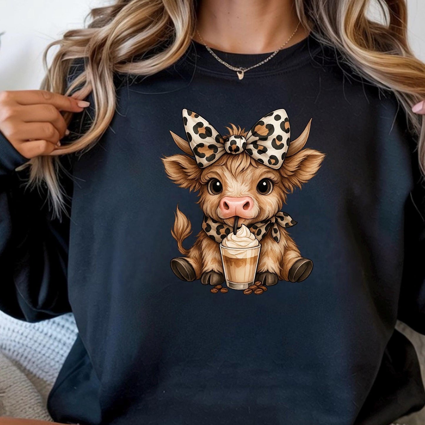 Highland Cow Shirt Sweatshirt Cute Cow Graphic Tee Cozy Animal Lover Gift Unisex Gildan